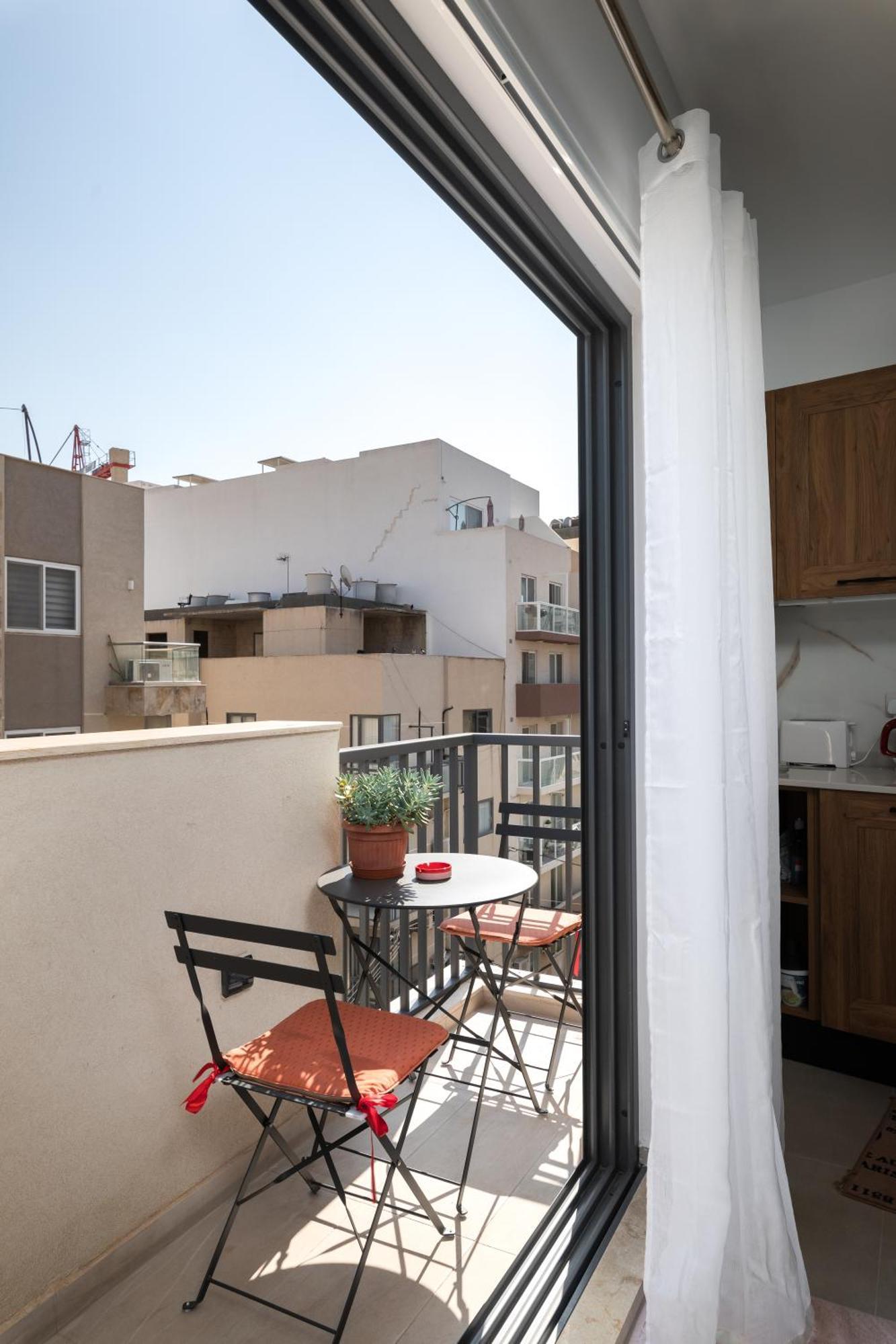 Modern 2Br Stylish Apartment With 2 Balconies - Close To St Julian'S & Sliema & Yacht Marina Pietà Zewnętrze zdjęcie
