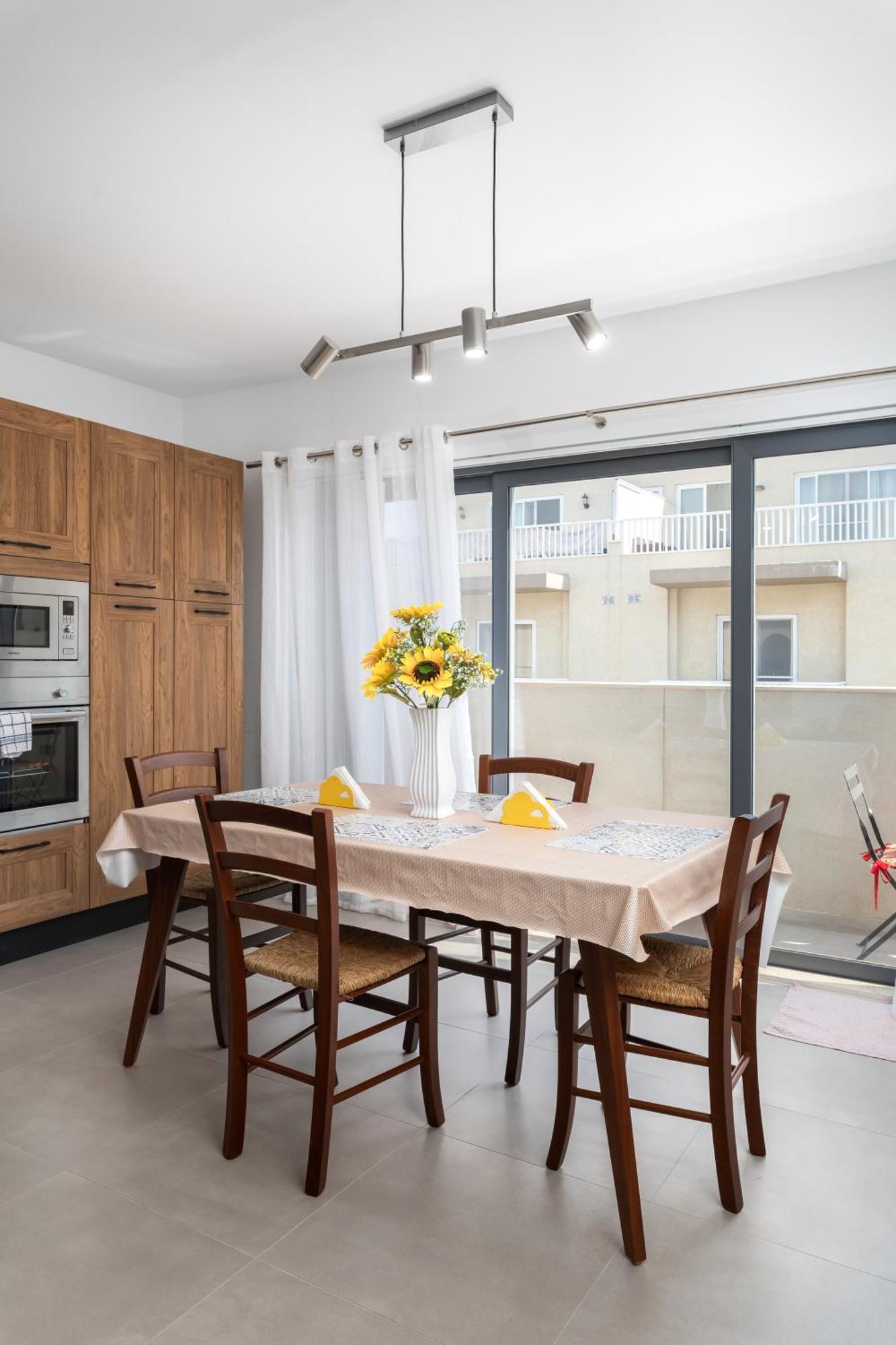 Modern 2Br Stylish Apartment With 2 Balconies - Close To St Julian'S & Sliema & Yacht Marina Pietà Zewnętrze zdjęcie